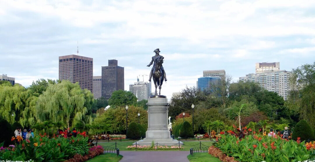 波士顿公园绿道：散落都市的“翡翠项链”
